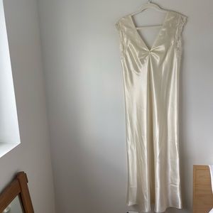 Oscar de la Renta - Pink Label